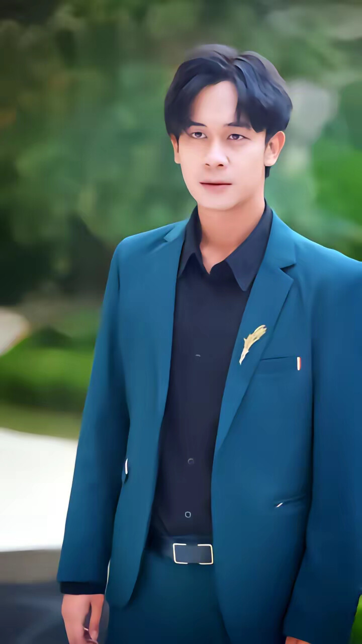 《鉴宝：我的双眼能鉴别万物》剧照