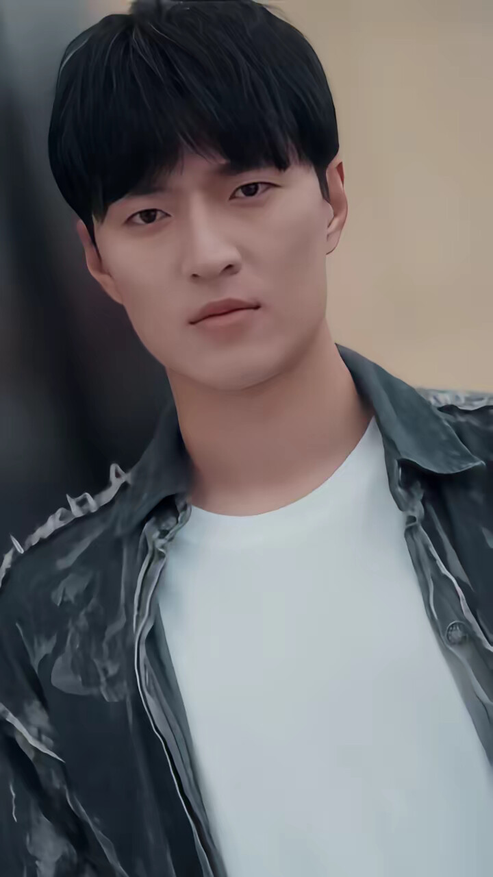 《我有校花攻略系统》剧照