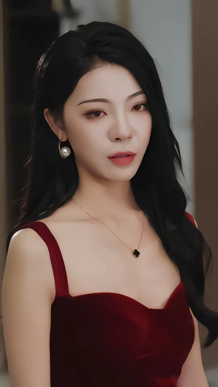 《你是我翻山越岭的尽头》剧照