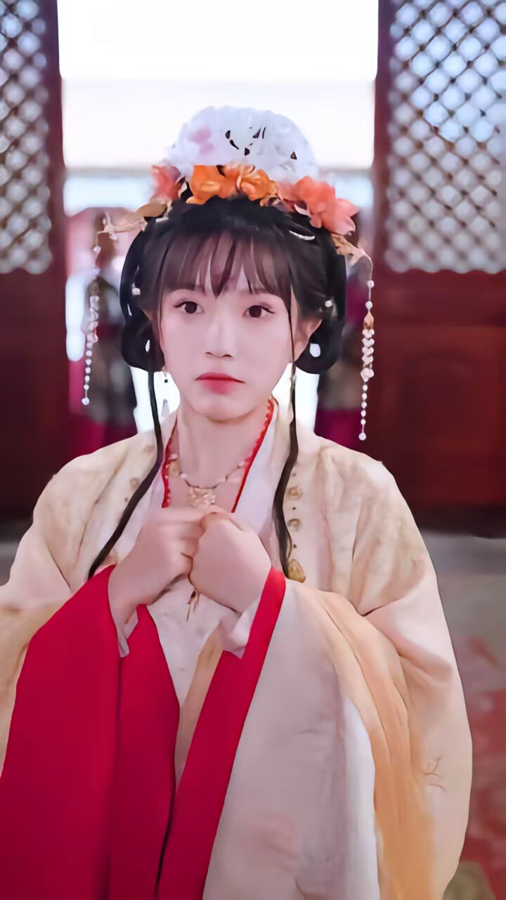 《心声泄露后朝堂秒变瓜田》剧照