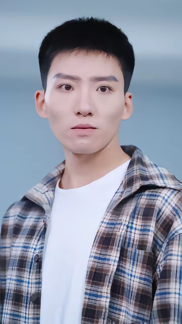 《隐秘继承人》剧照