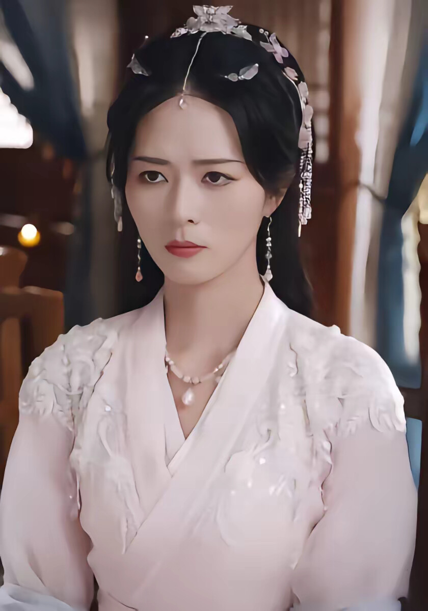 《殊色驯野》剧照