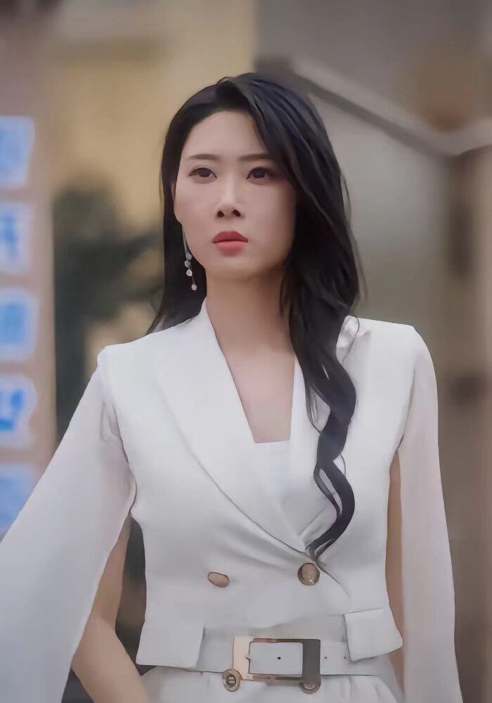 《涅槃千金：小姐踹翻火盆》剧照