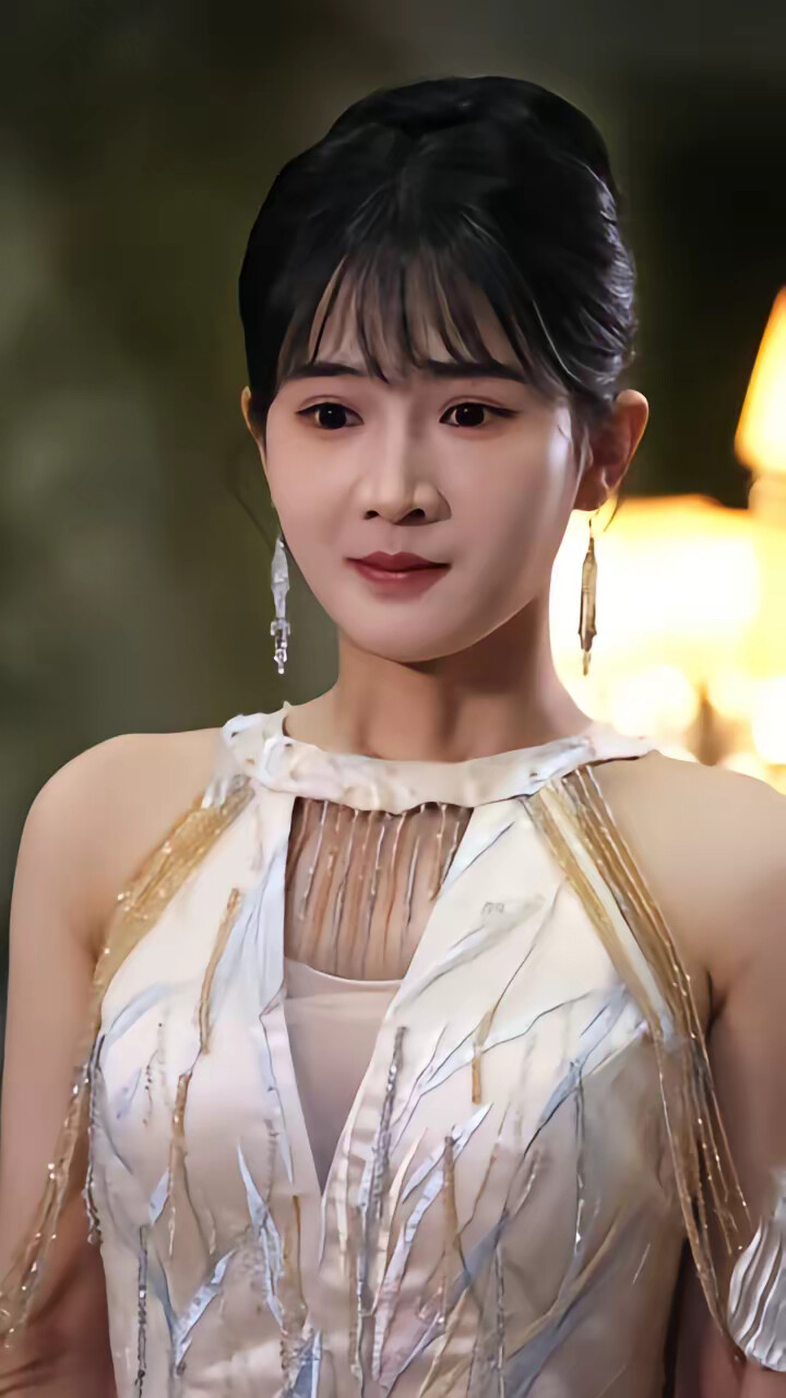 《为了女儿要穷养，全家都在装穷》剧照