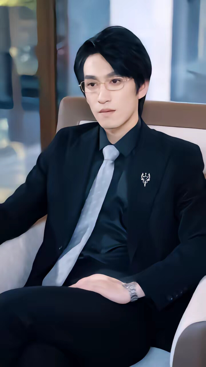 《三个大佬哥哥的心尖宠》剧照