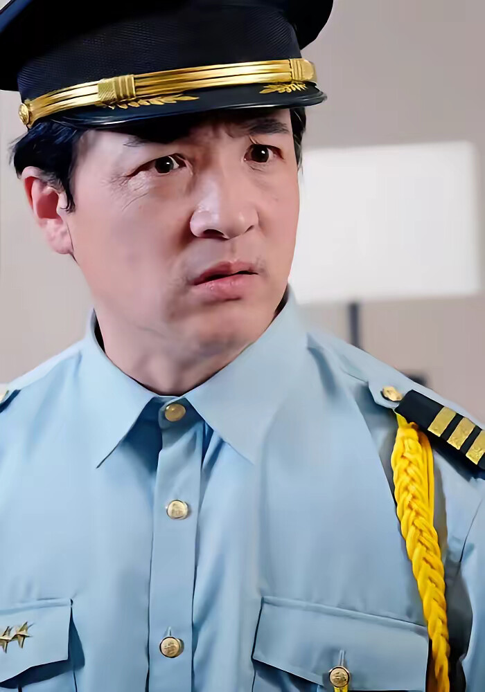 《五十岁，我父凭女贵》剧照