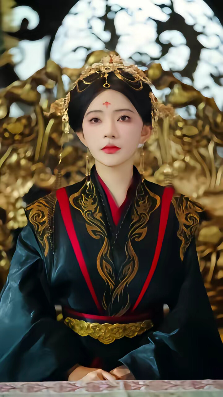 《暴君读心后，贵妃狂开人设盲盒》剧照