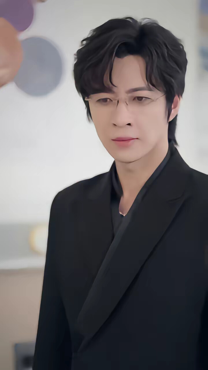 《为何要闪婚，夫人她五行缺钱啊》剧照