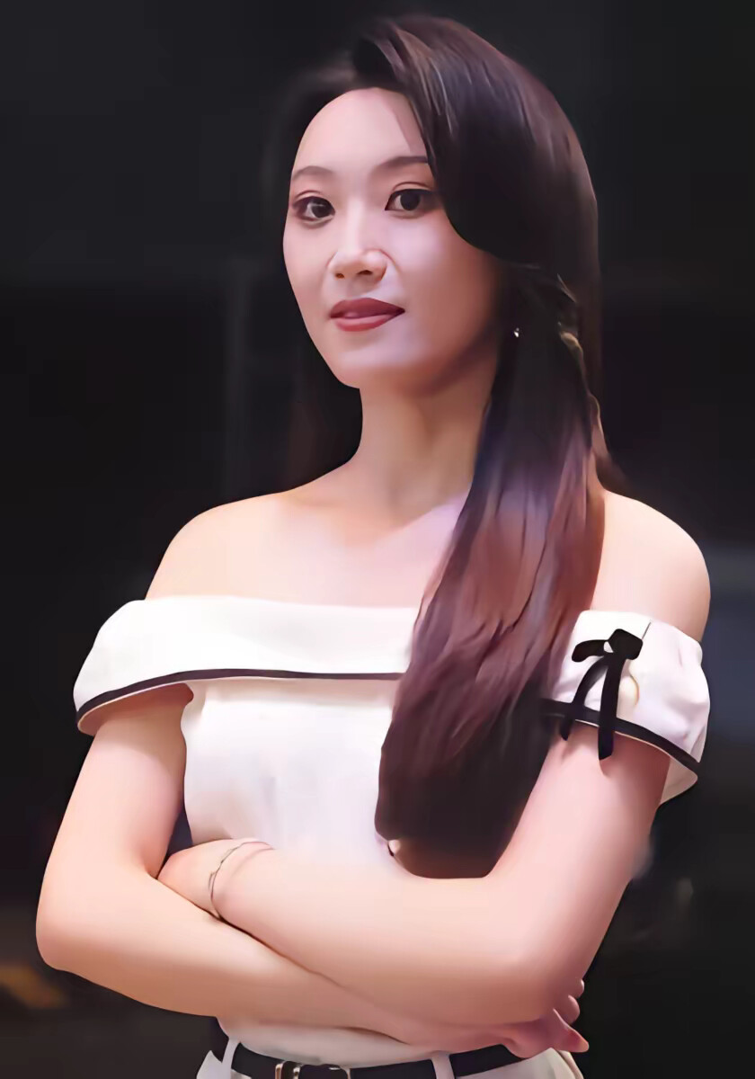 《跟死对头联姻后他欺负我》剧照