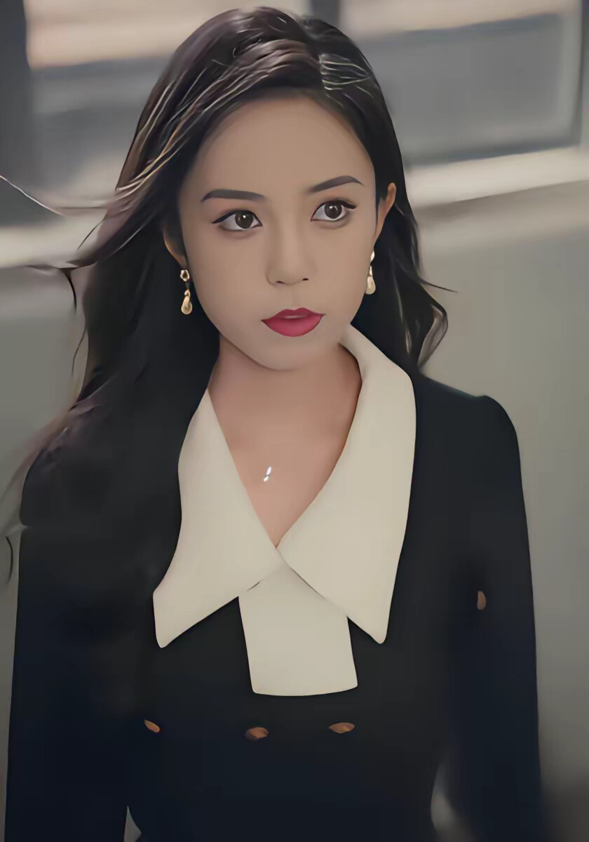 《开局拒绝女神提亲，我带学妹走人生巅峰》剧照