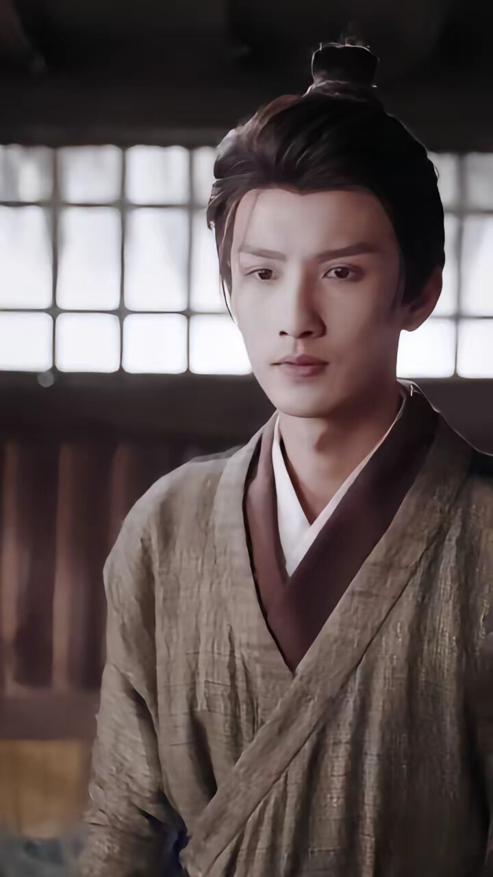 《穿成小农女，别家啃树皮我炫肉》剧照