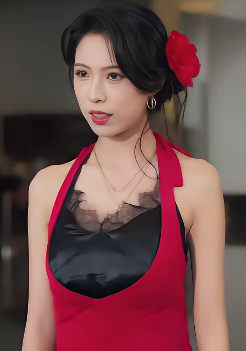 《我！家族继承人，开学追求校花》剧照