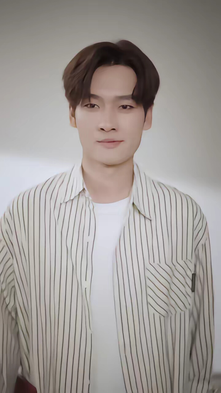 《让你带差班，你带成全校第一了》剧照