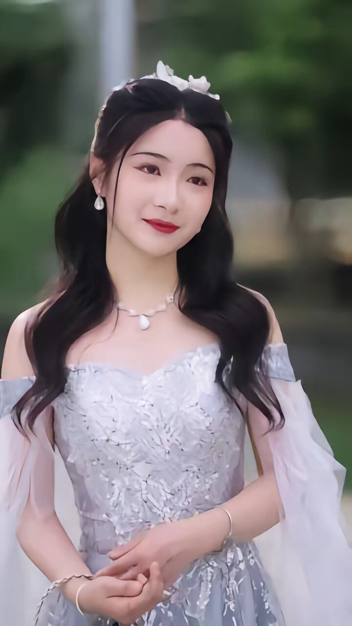 《离婚作废，前夫总想假戏真做》剧照