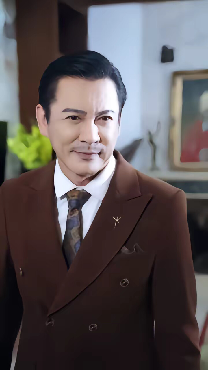 《苍苍白发对红妆》剧照