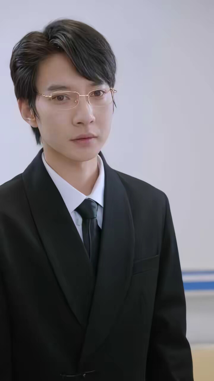 《你是我的爱情灵药》剧照