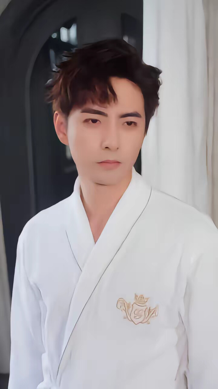 《救命！太子爷每天都想上位》剧照