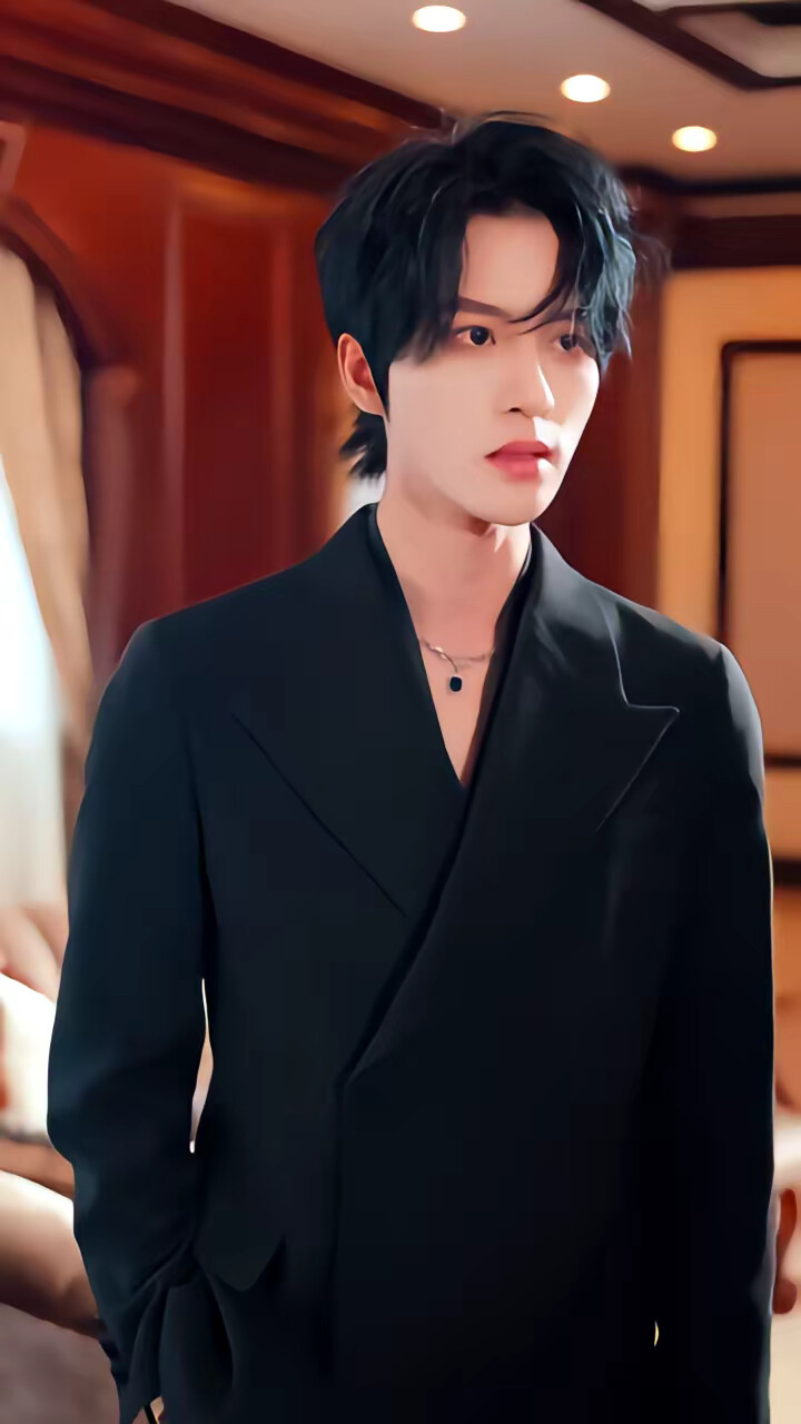 《他从夜色中来》剧照