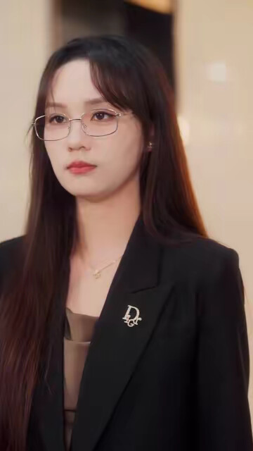 《女儿觉醒后，手撕以爱之名的剧本》剧照