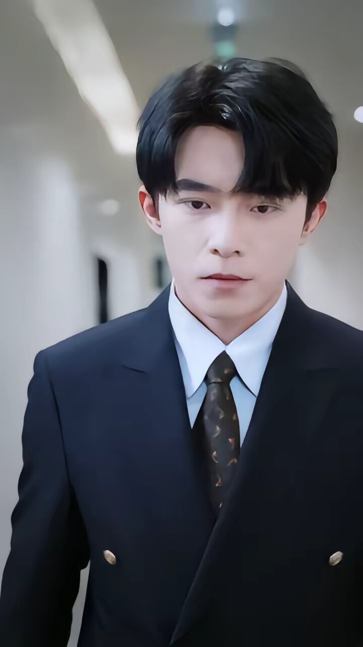 《都嫌弃女主没事就躺着那我娶走了》剧照