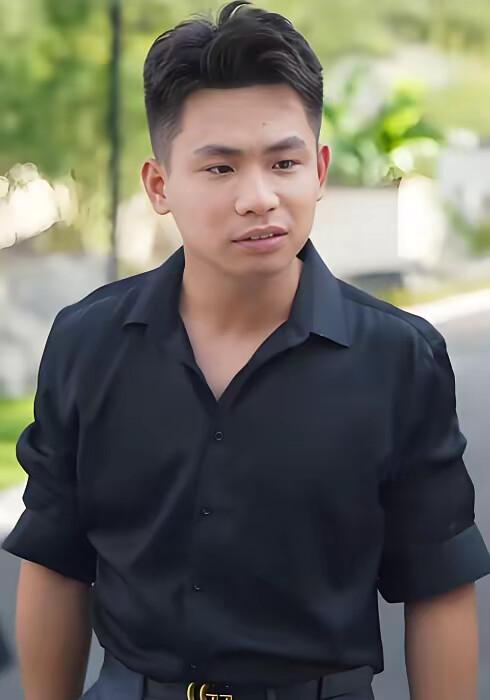 《我！家族继承人，开学追求校花》剧照