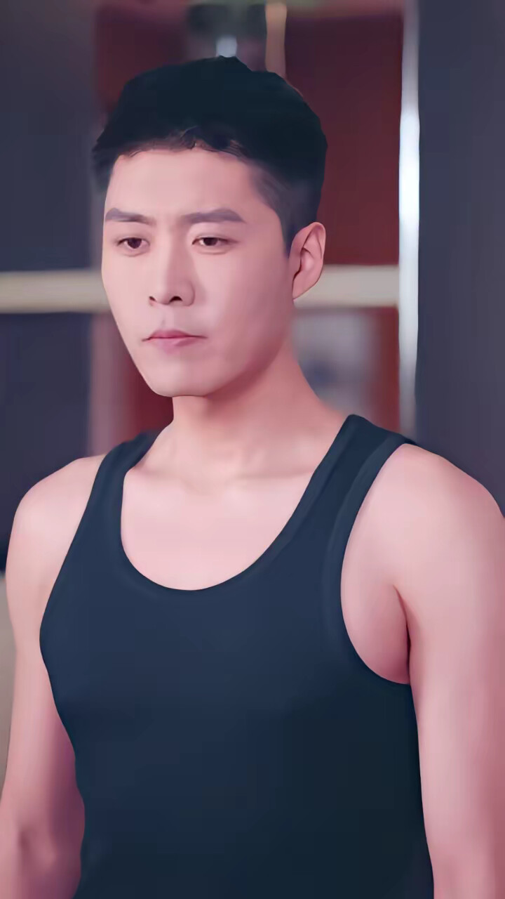 《秦教官霸宠娇妻》剧照