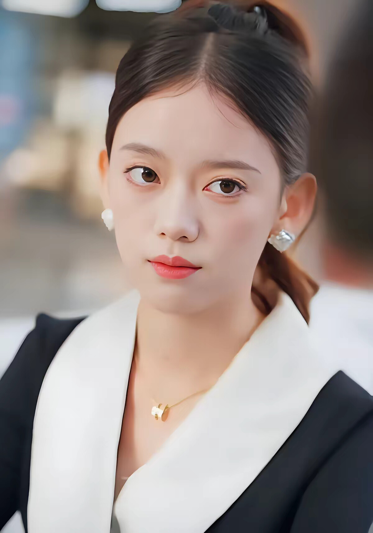 《爱你不值得》剧照