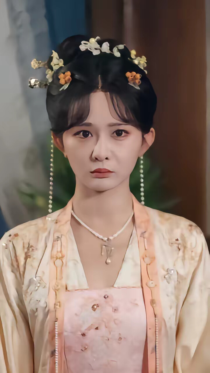 《穿越靠铜镜，中二青年的跨世冒险》剧照