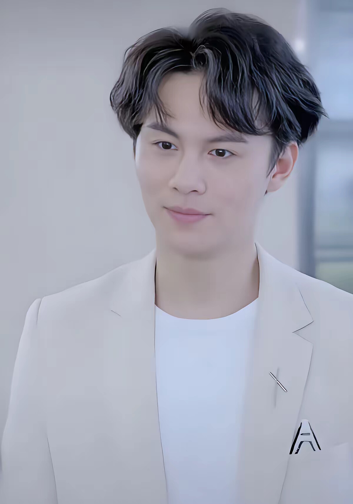 《绝世龙君》剧照