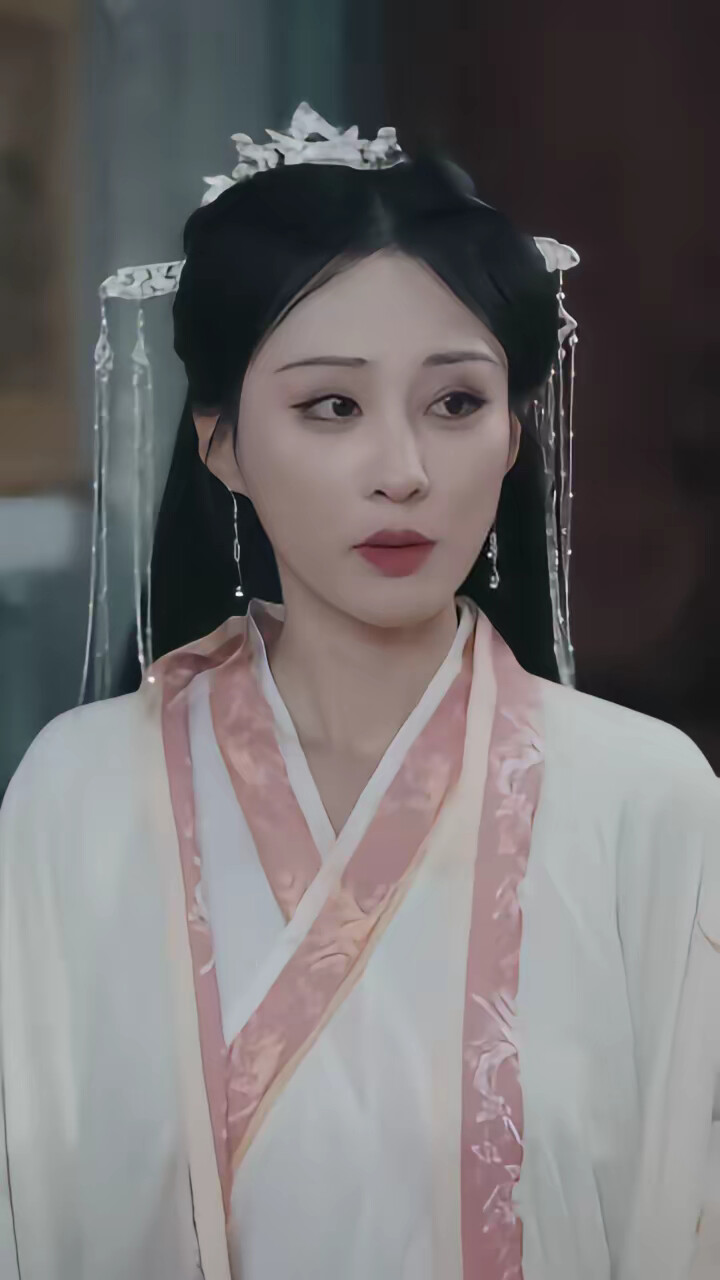 《无法修炼，我以凡人躯脚踏神魔》剧照