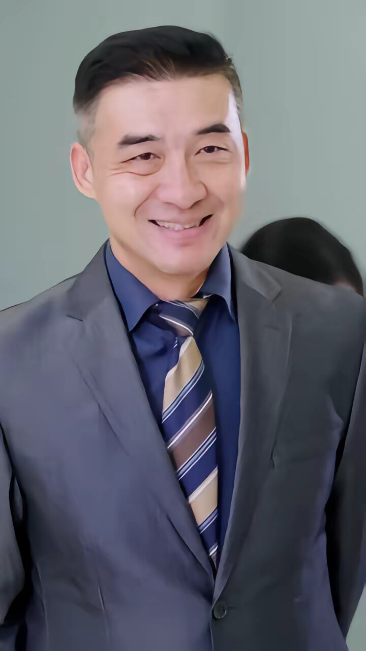 《芳华绽放》剧照