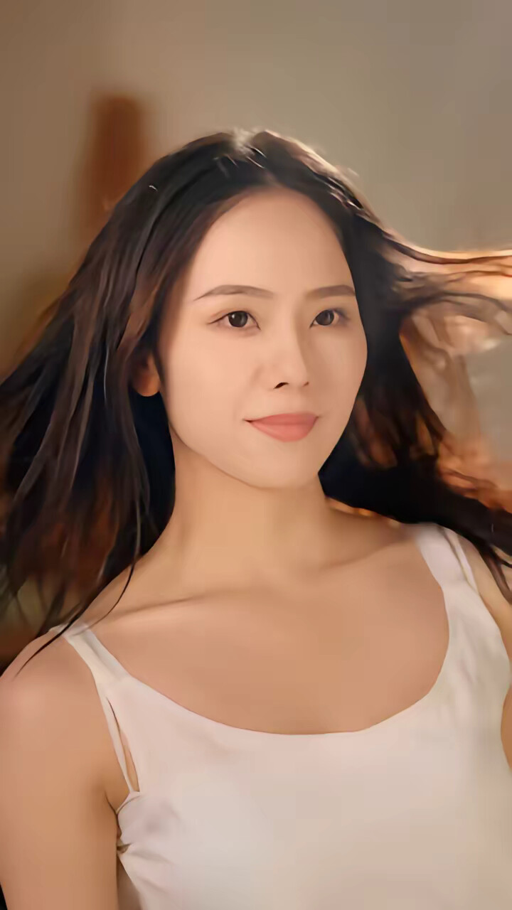 《八零：替嫁娇妻要亲亲续命》剧照