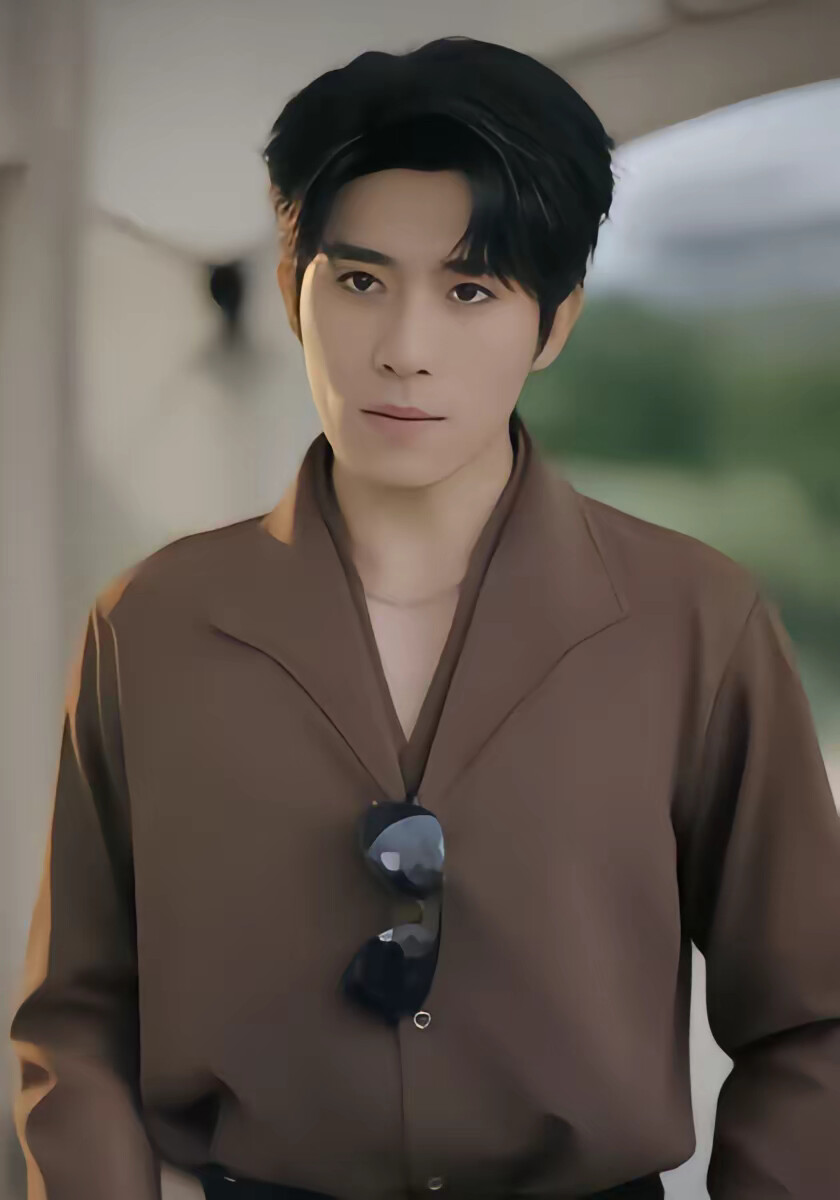 《救命，我怎么和死对头领证了》剧照