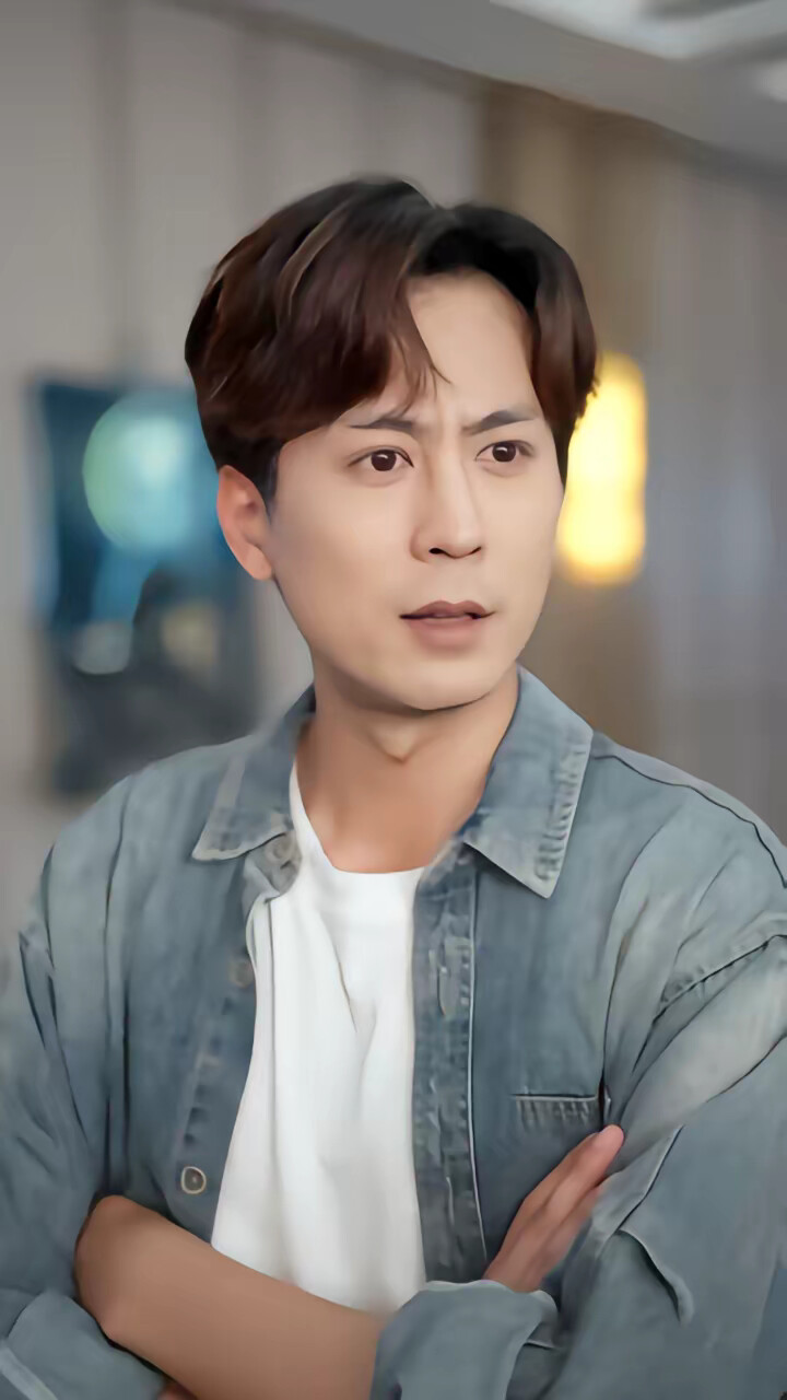 《我的系统，专治各种炫富》剧照