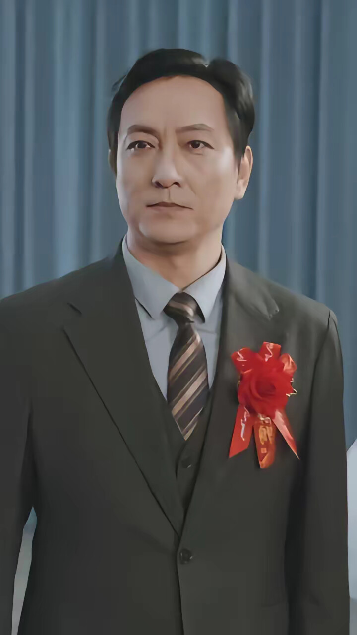 《男人五十一枝花》剧照