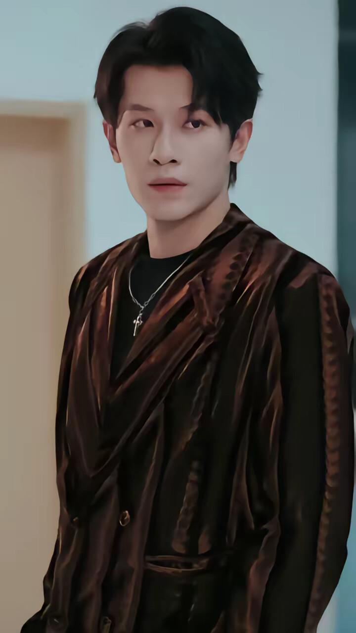 《命运绑定爱上你》剧照