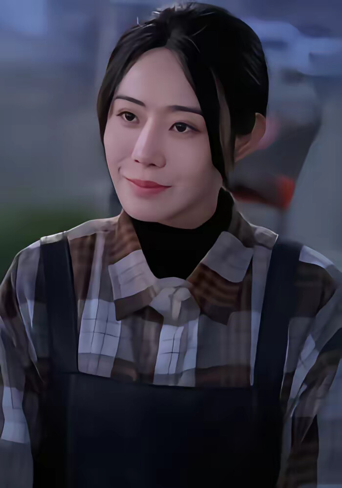 《母似瀚海》剧照