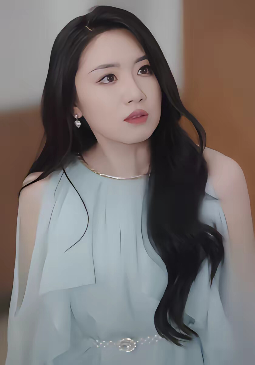 《吻在荆棘之上》剧照