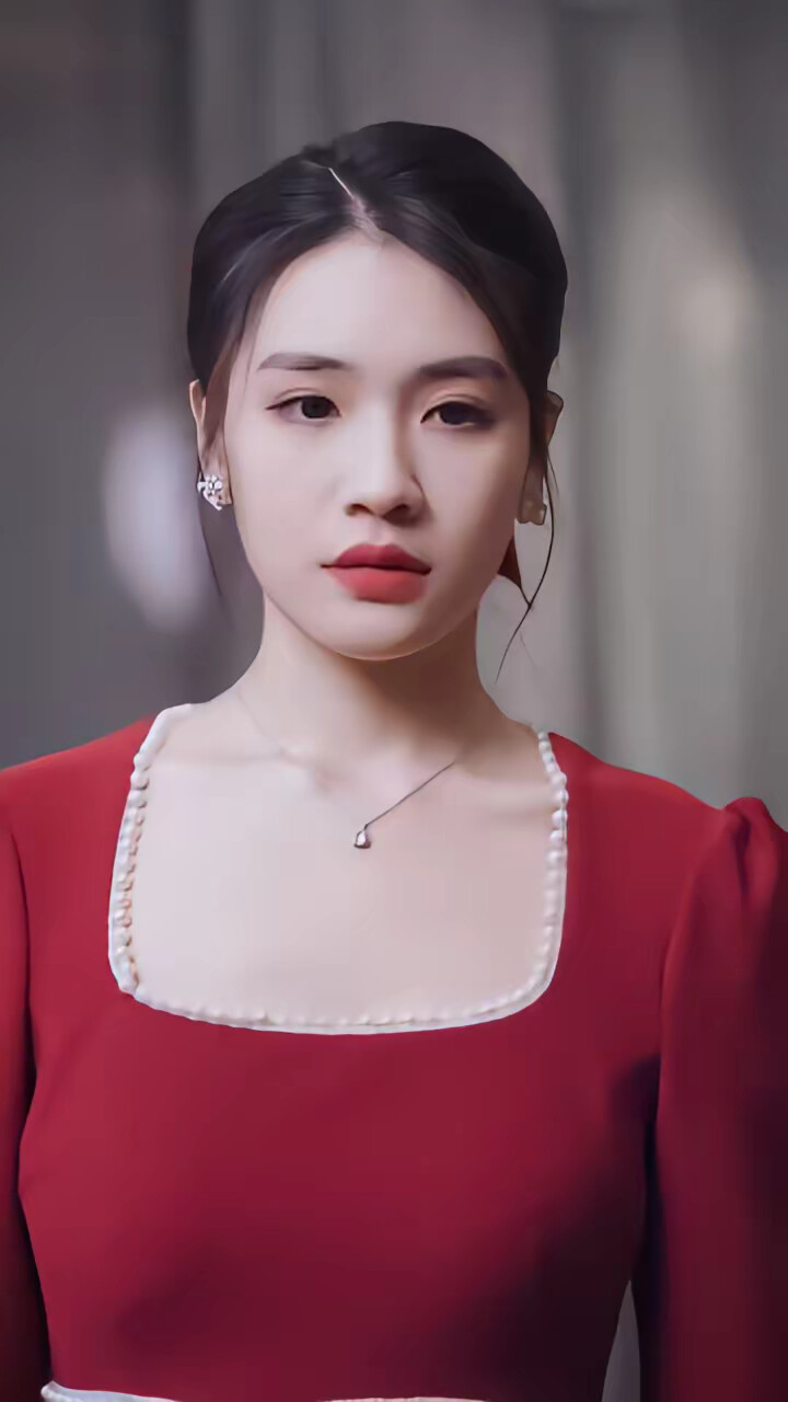 《危险又迷人的她》剧照