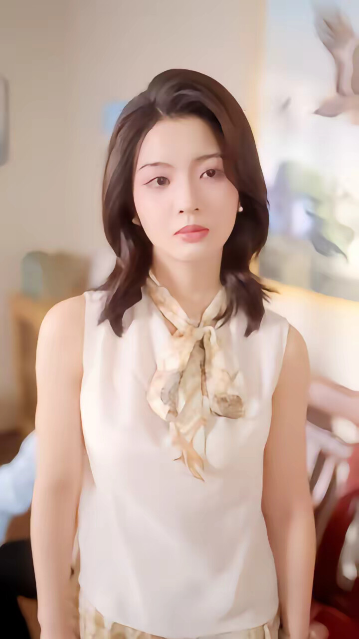 《八年后，高冷竹马成了我崽他爸》剧照