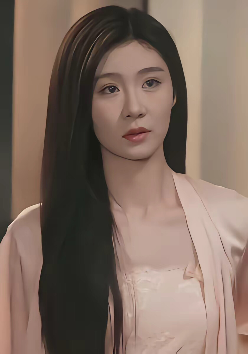 《晚风不渡旧情深》剧照