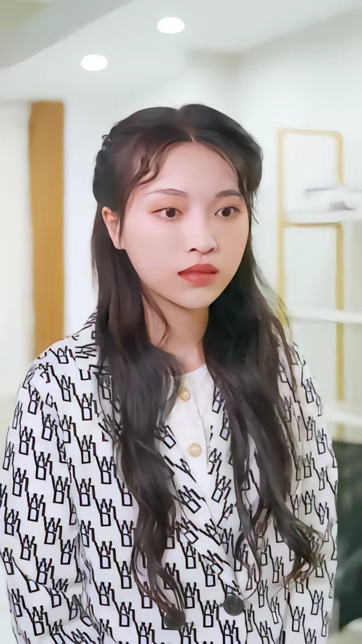 《从此我们隔山也隔海》剧照