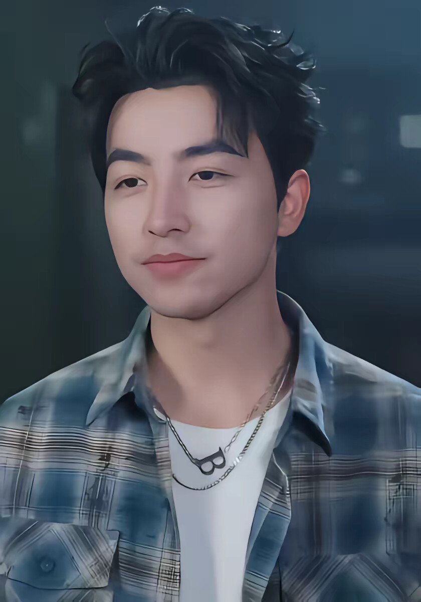 《开局一首天后燃爆全场》剧照