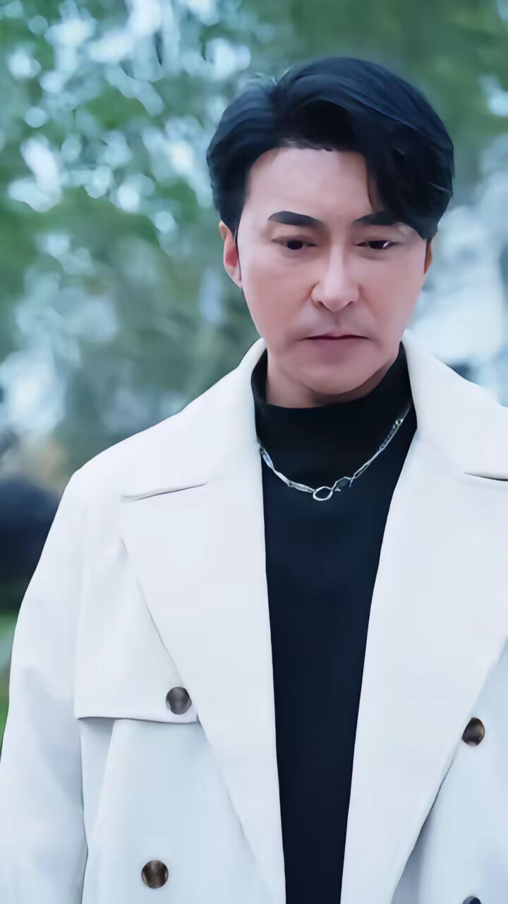 《破产后我不再低调》剧照