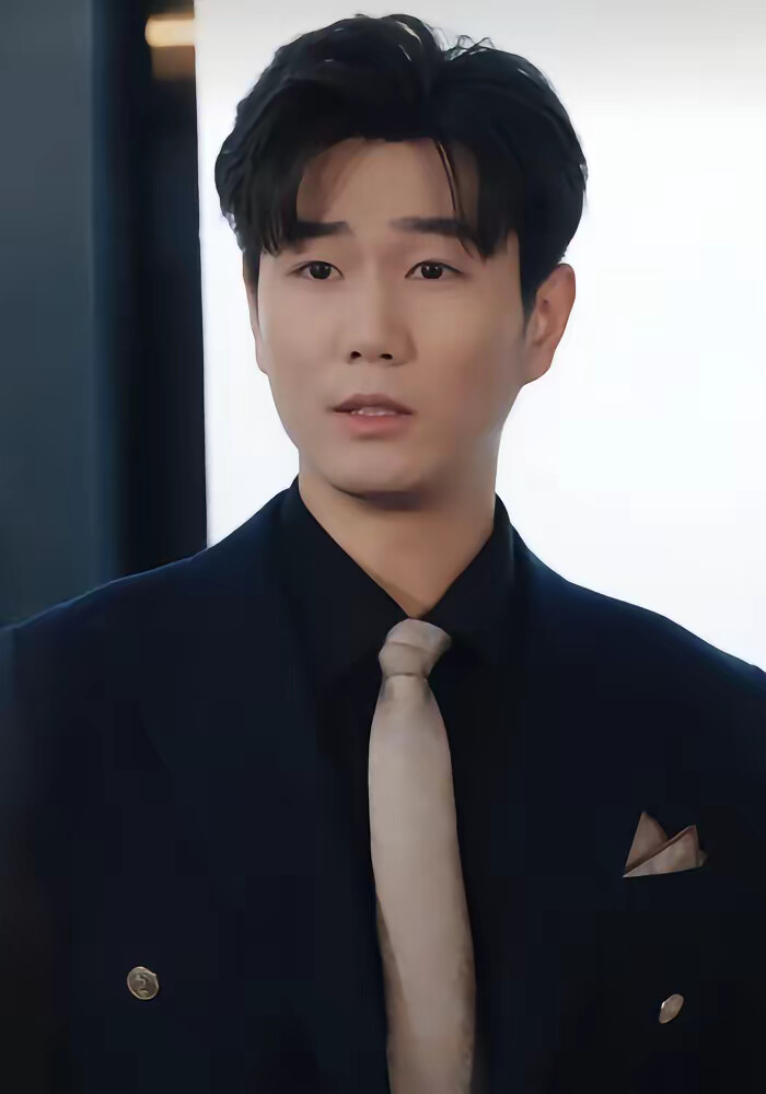 《摊牌了，妈，你儿子是商业巨头》剧照