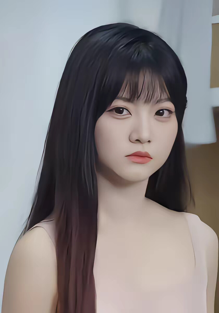 《她站在光的背面》剧照