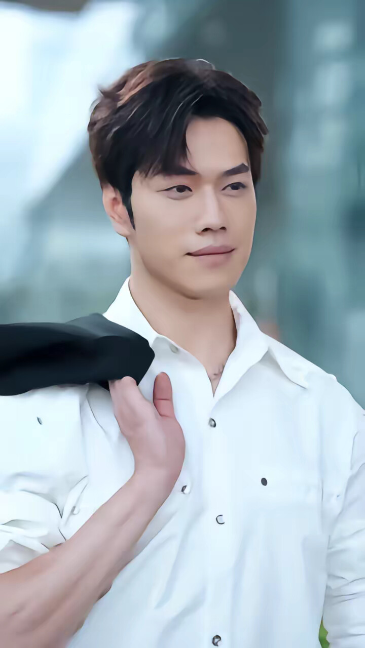 《他唯独看得见我》剧照