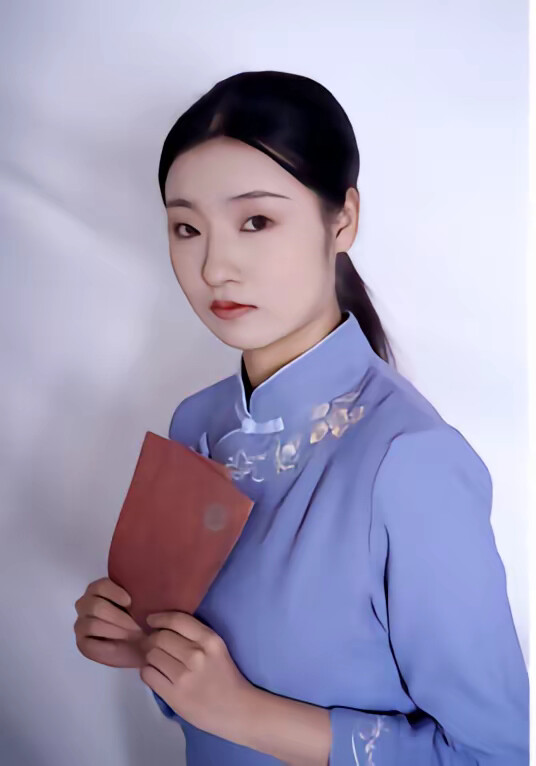 《绣履诡踪》剧照