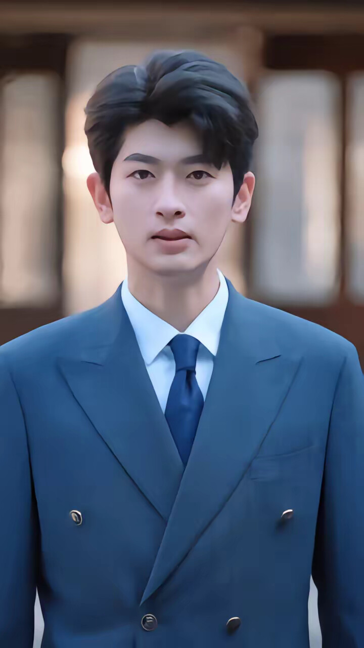 《傅少竟成了修仙女帝的小跟班》剧照