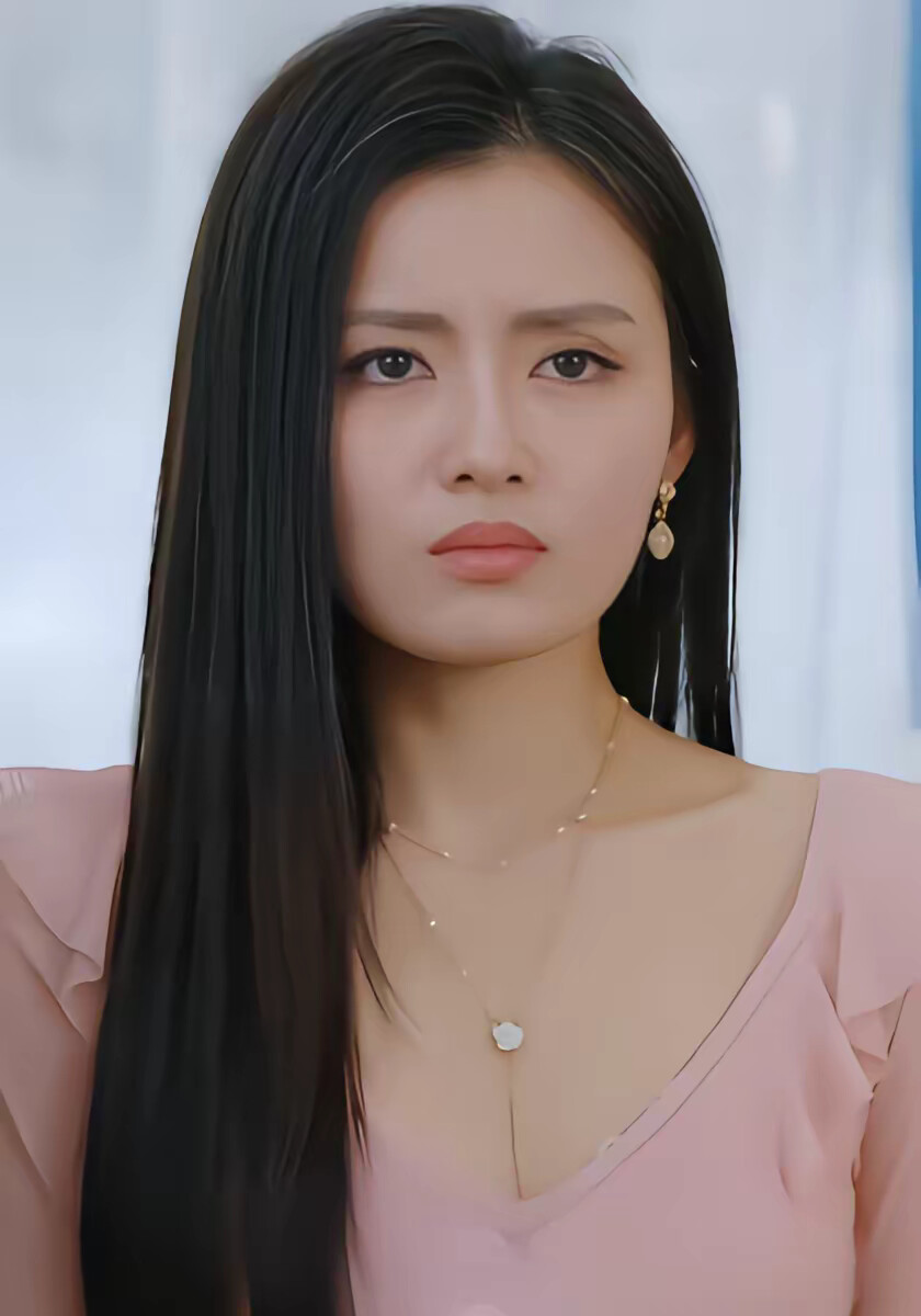 《救命!和闺蜜逃跑又翻车了》剧照